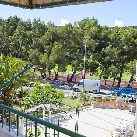 Apartament Sanja *